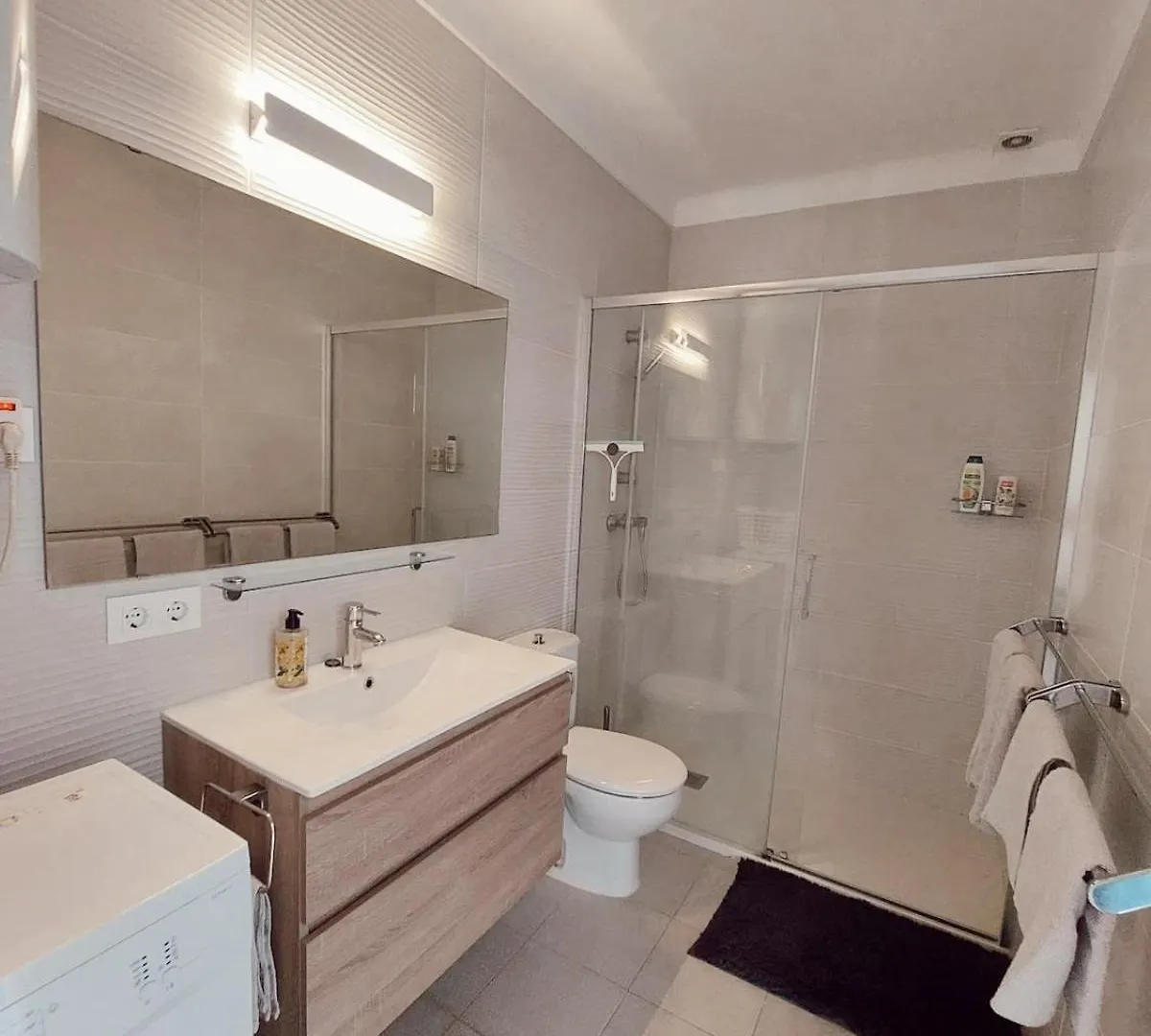 Bel Appartement Avec Terrasse Proche De La Mer L'Escala