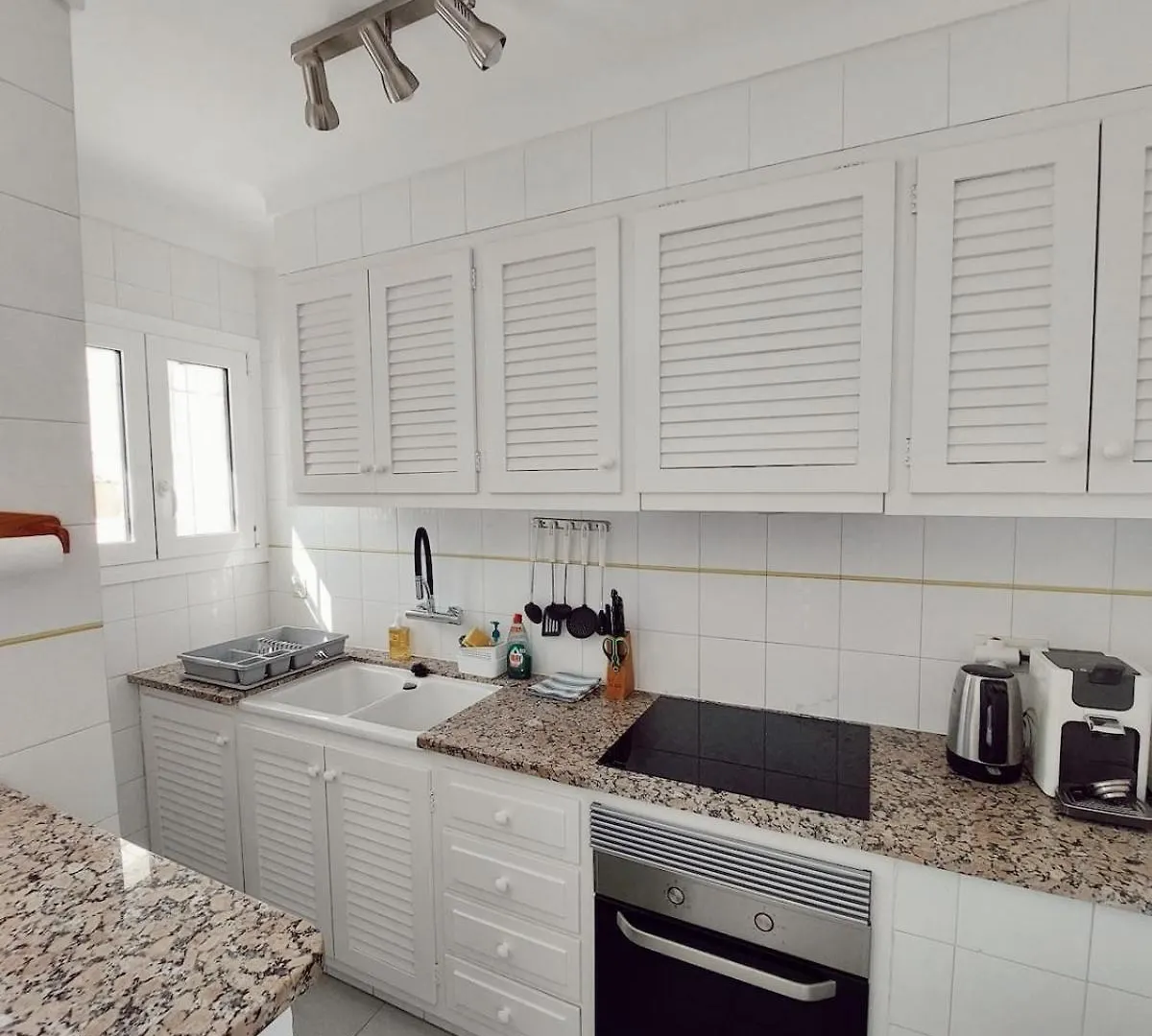 Bel Appartement Avec Terrasse Proche De La Mer L'Escala